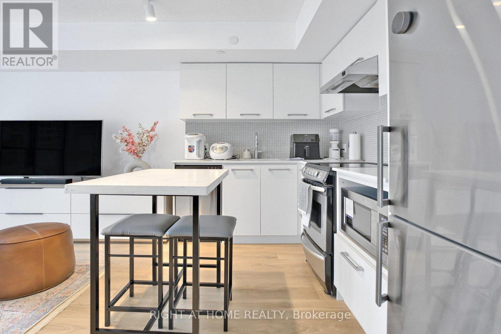 1406 - 87 Peter Street, Toronto, Ontario  M5V 0P1 - Photo 9 - C14027696