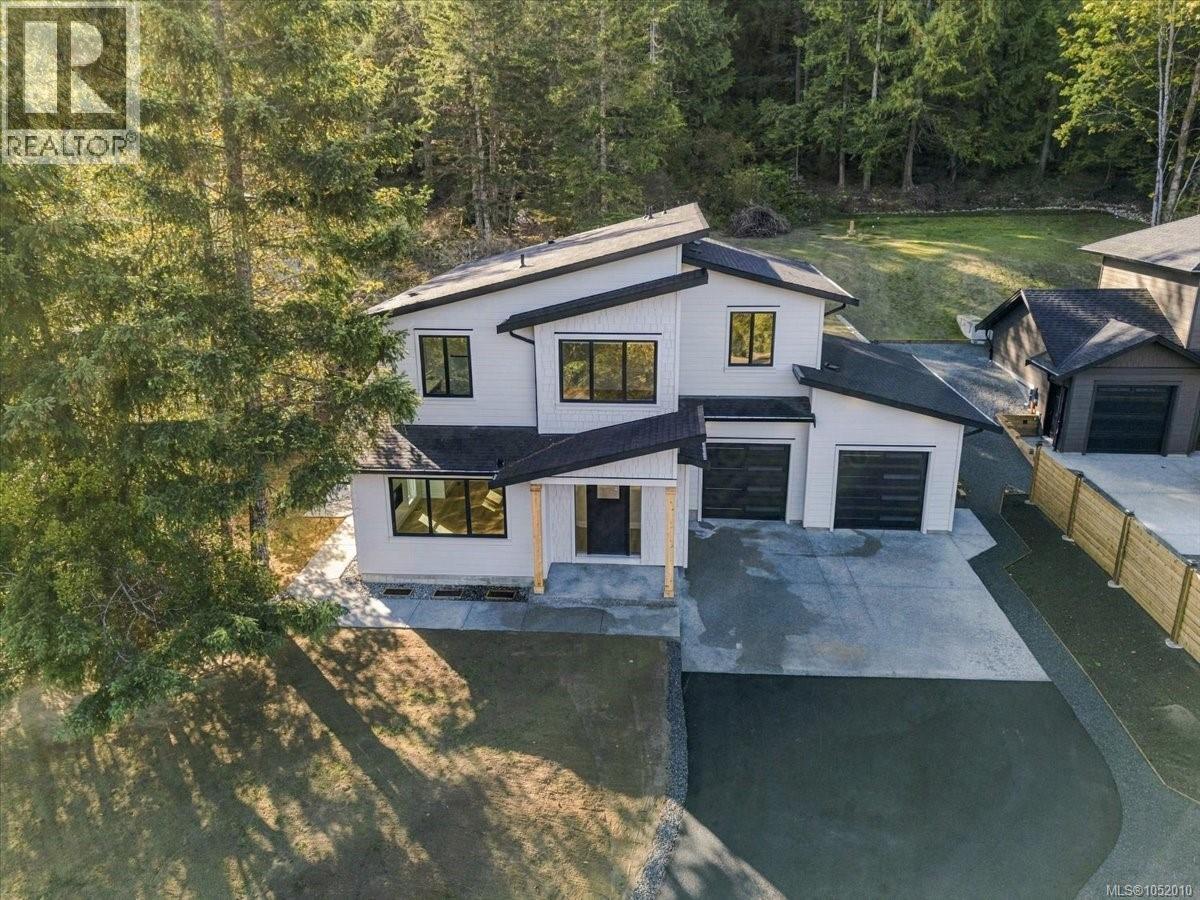 8015 Ridge Rd