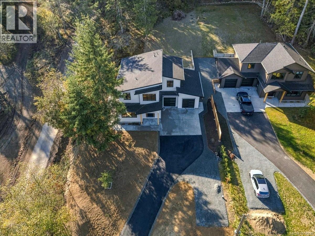 8015 Ridge Rd