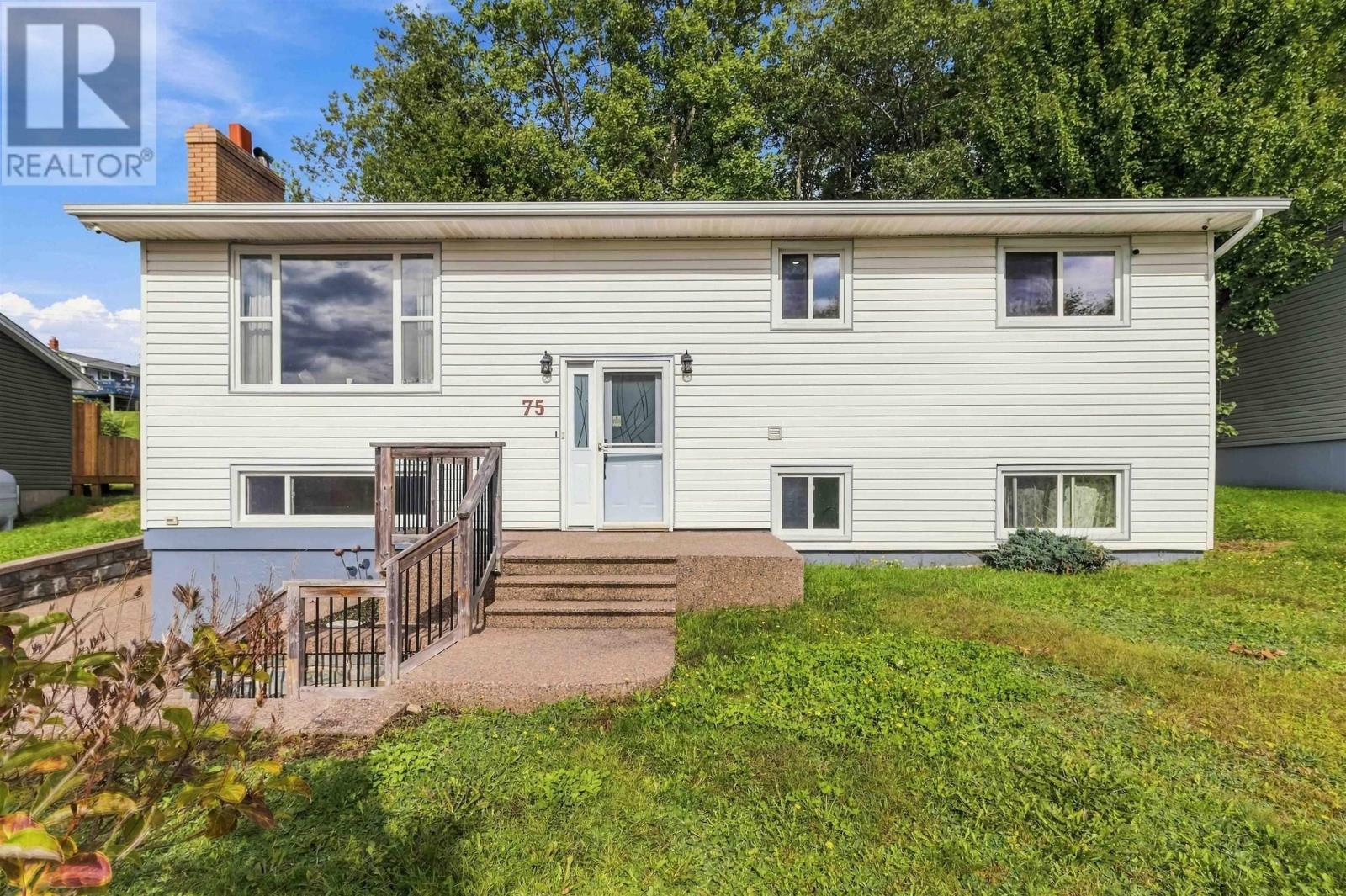 75 Kaye Street, Lower Sackville, Nova Scotia  B4C 1M8 - Photo 2 - 202625230