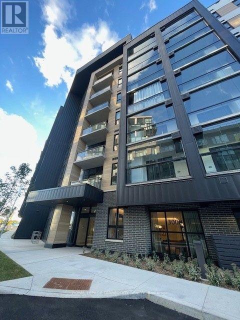 702 - 3008 William Cutmore Boulevard, Oakville, Ontario  L6H 7G1 - Photo 3 - W13880552