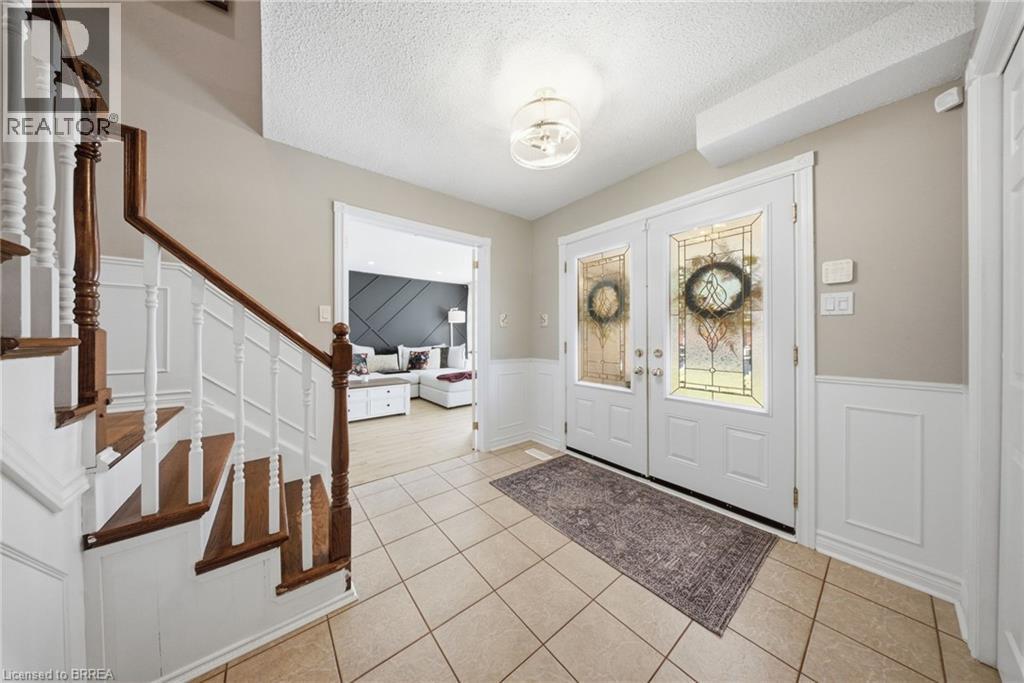 25 Cedarland Drive, Brantford, Ontario  N3R 6G9 - Photo 8 - 40870194