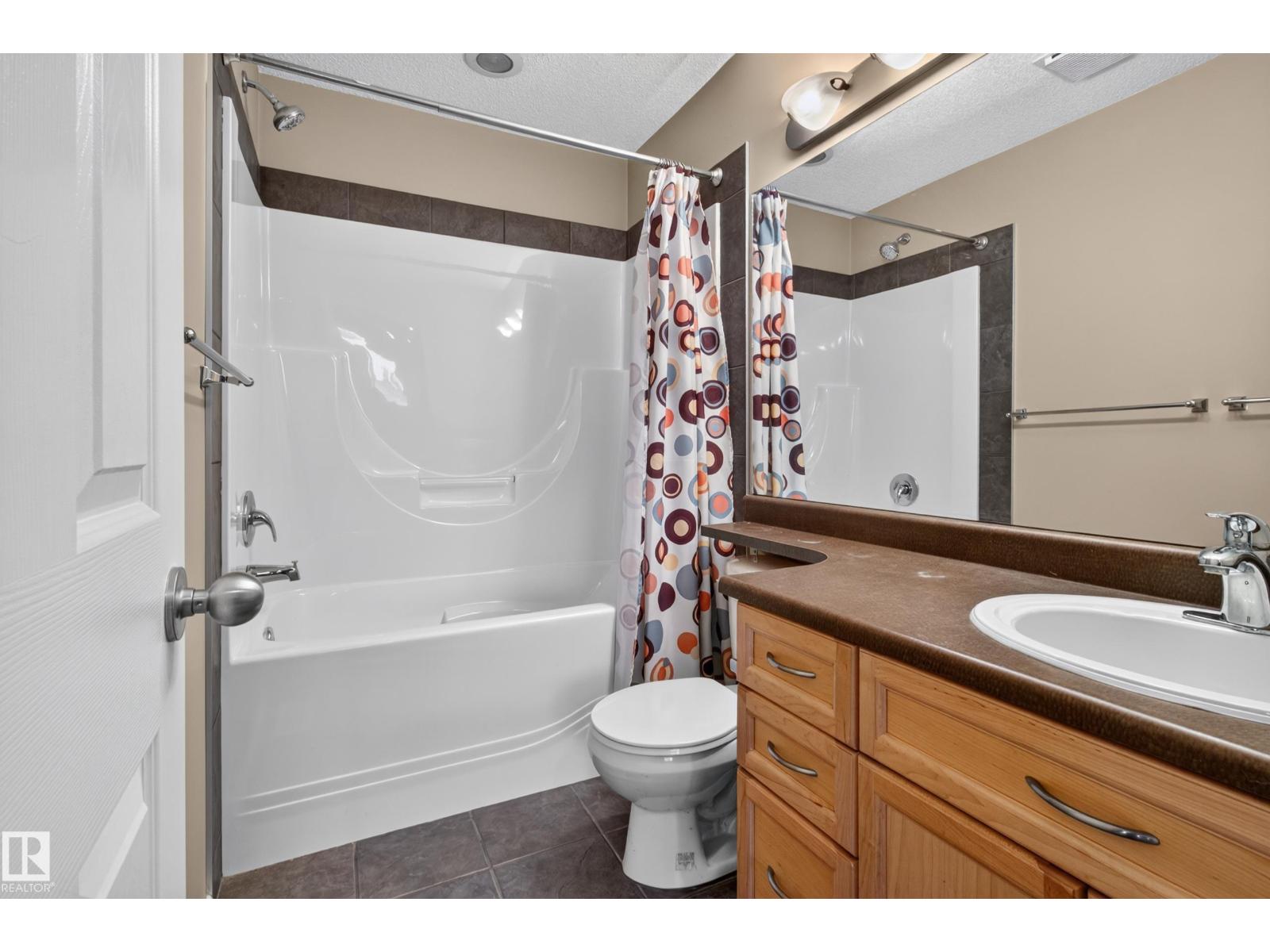 21215 92 AV NW