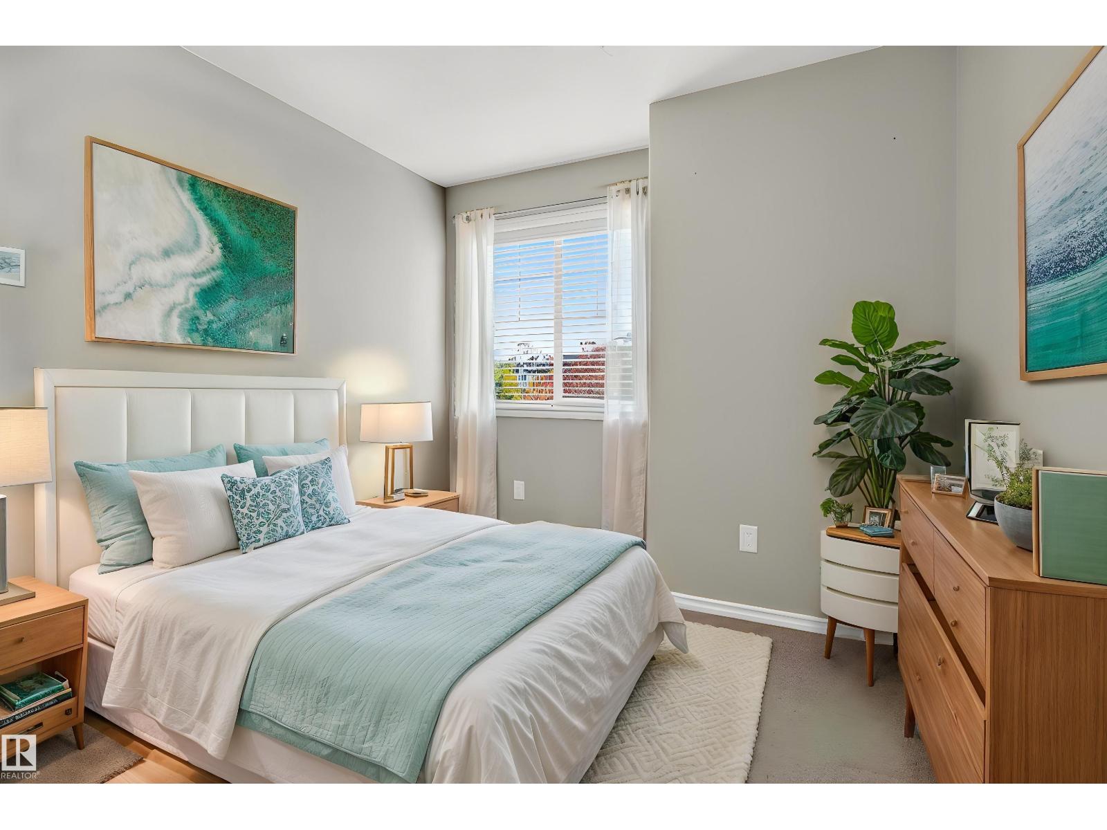 21215 92 AV NW