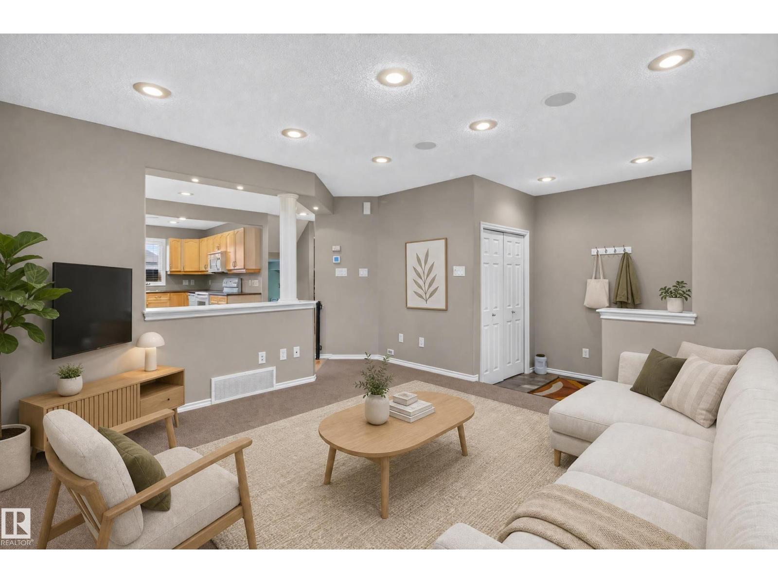 21215 92 AV NW