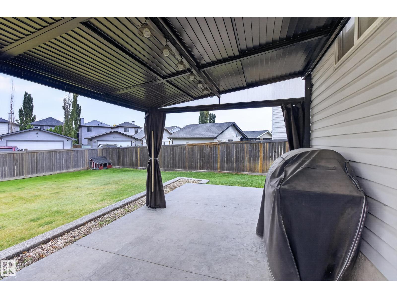 21215 92 AV NW