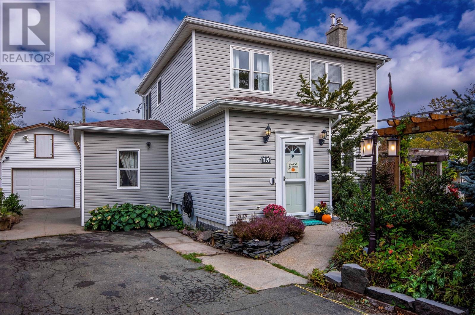 15 Kirke Place