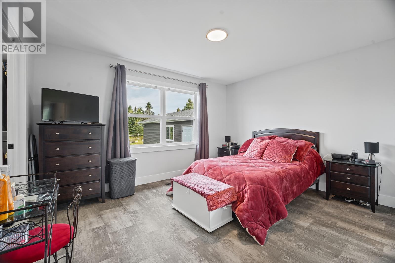 5 Red Cliff Road, Logy Bay — photo 12