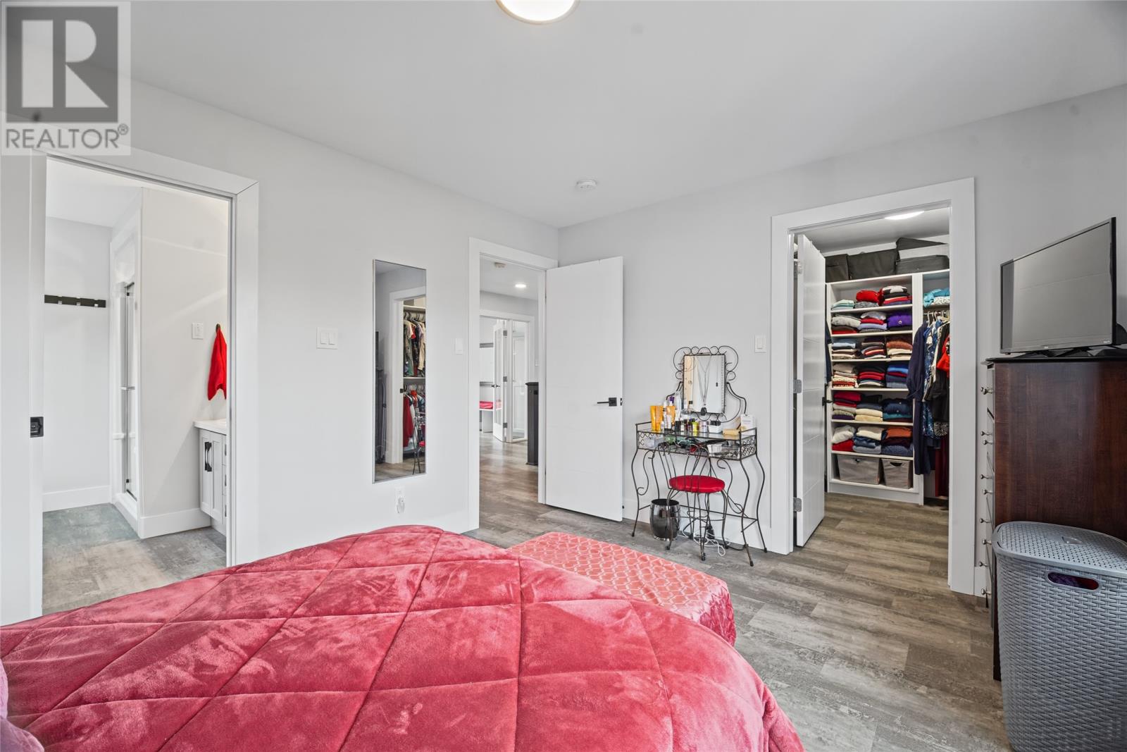 5 Red Cliff Road, Logy Bay — photo 13