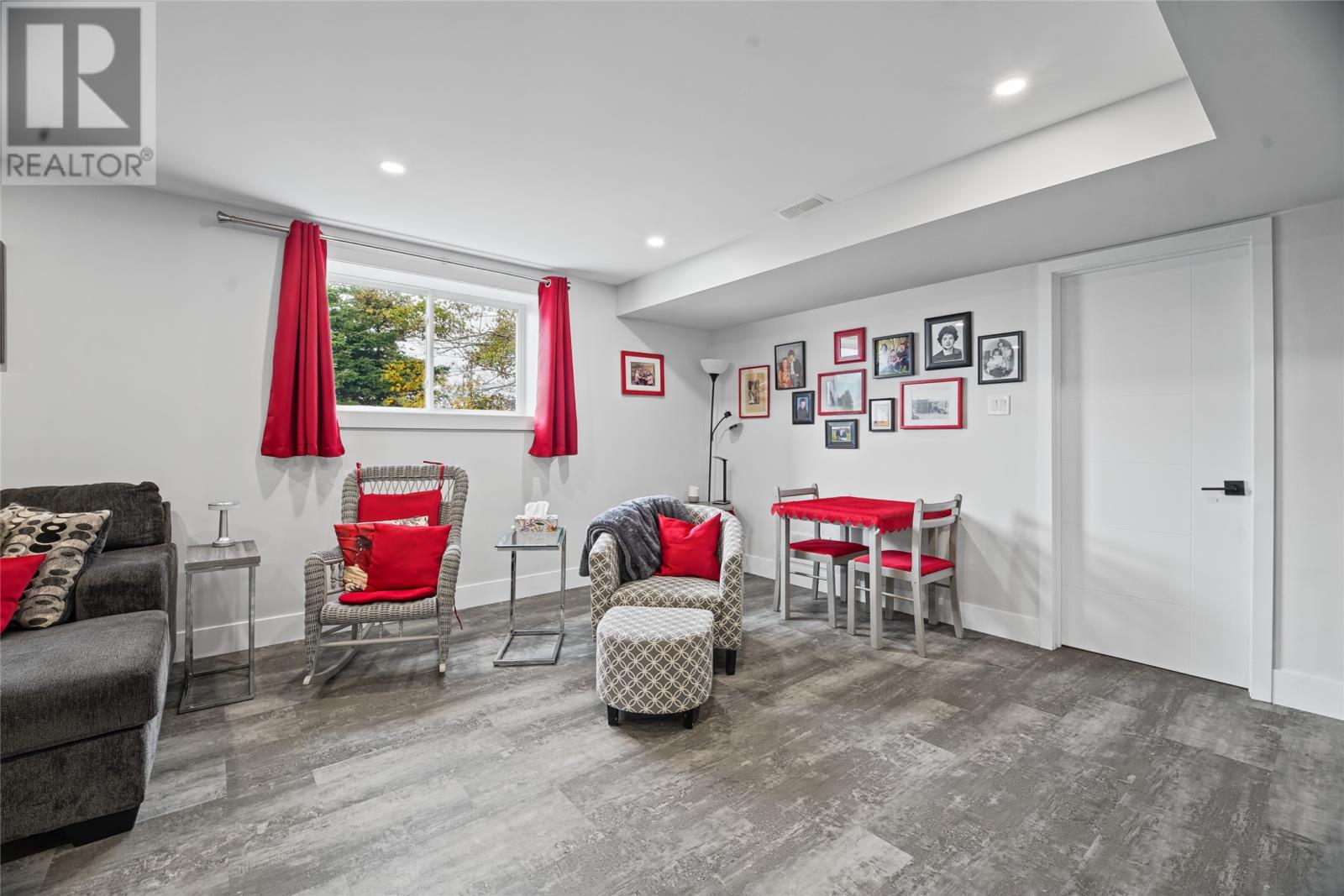 5 Red Cliff Road, Logy Bay — photo 19