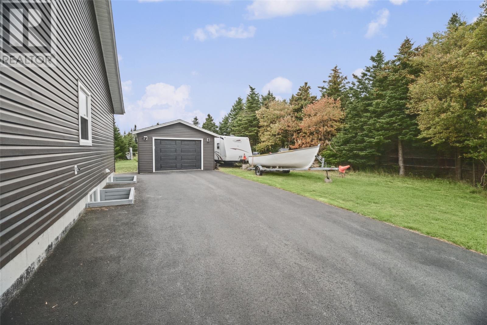 5 Red Cliff Road, Logy Bay — photo 28