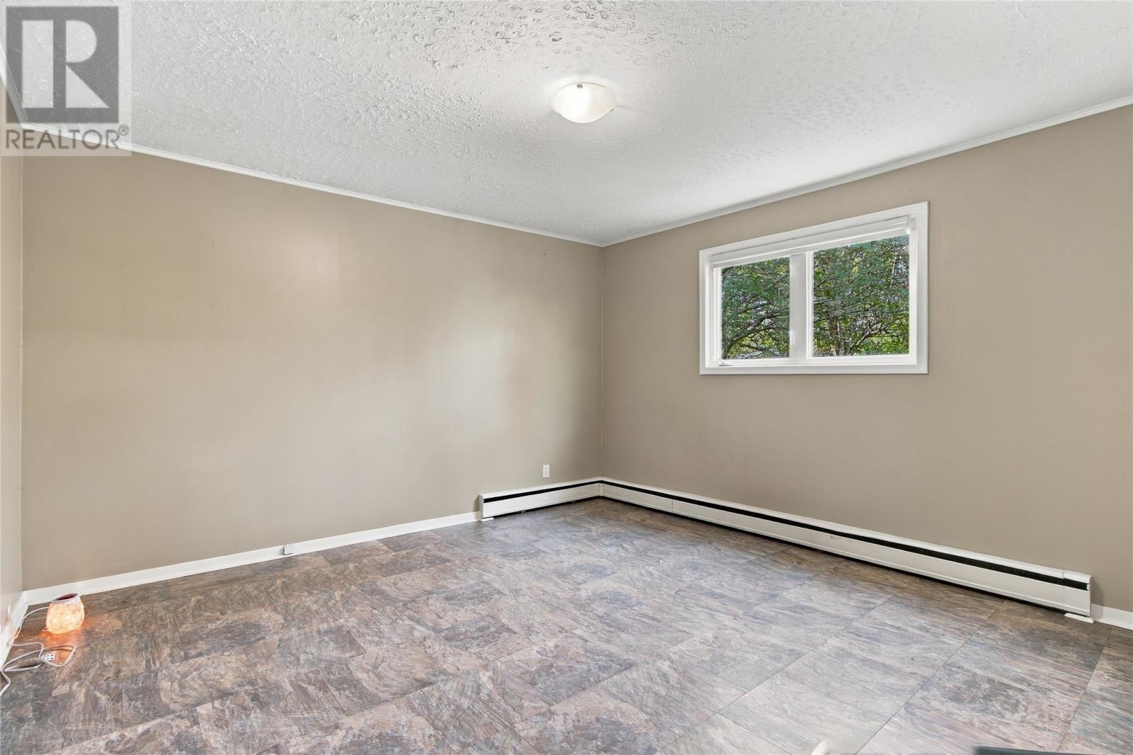 16 Dunscombe Place, St. John's — photo 16