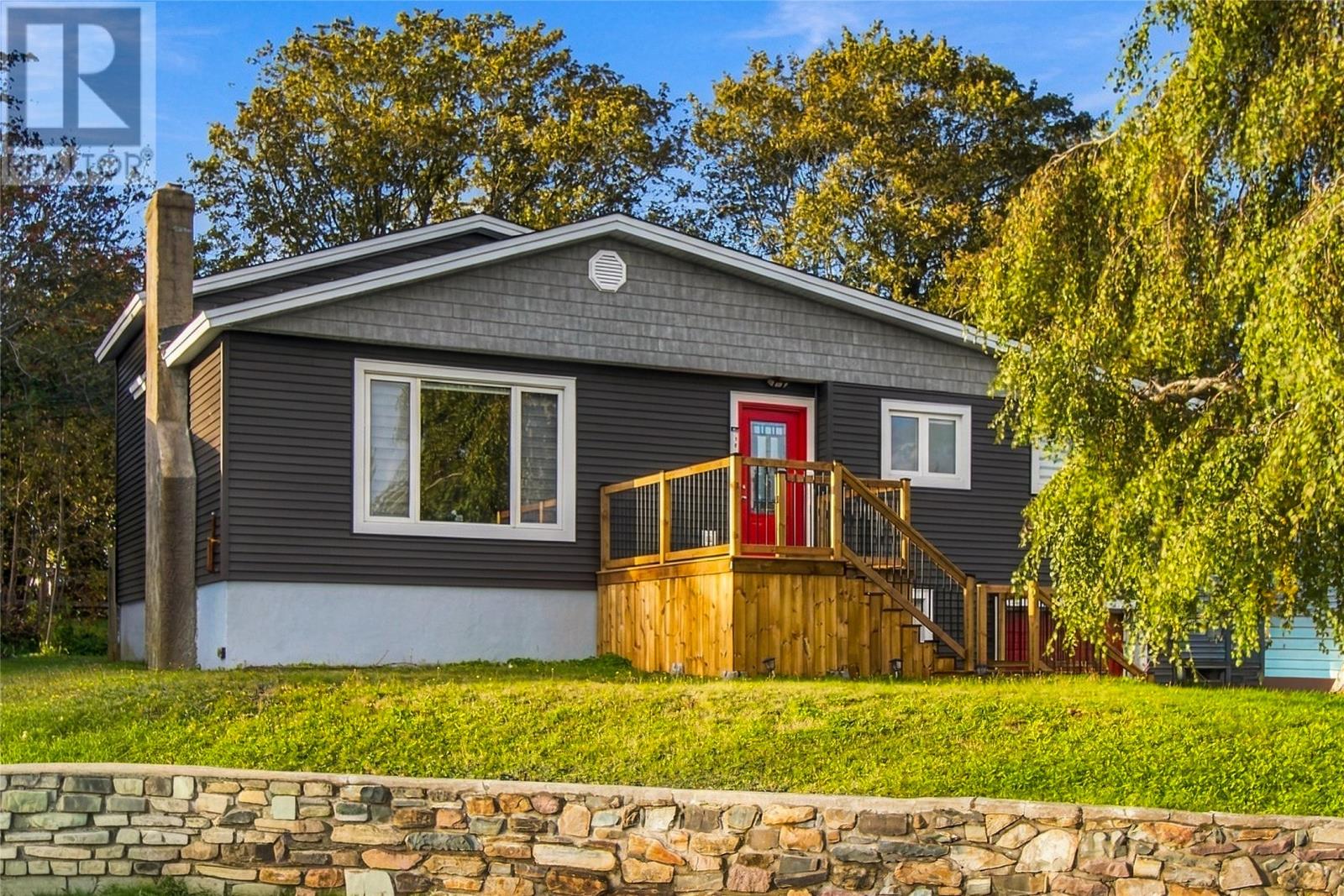 16 Dunscombe Place, St. John's — photo 3