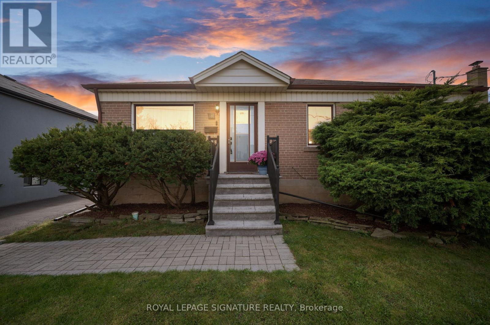 81 NASH DRIVE, Toronto, Ontario