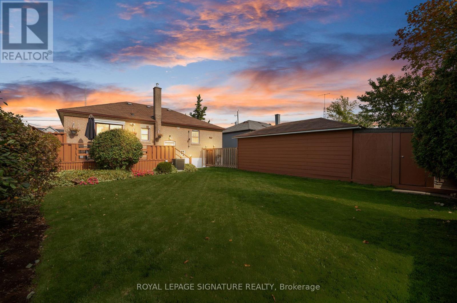 81 Nash Drive, Toronto, Ontario  M3M 2L6 - Photo 20 - W14027560