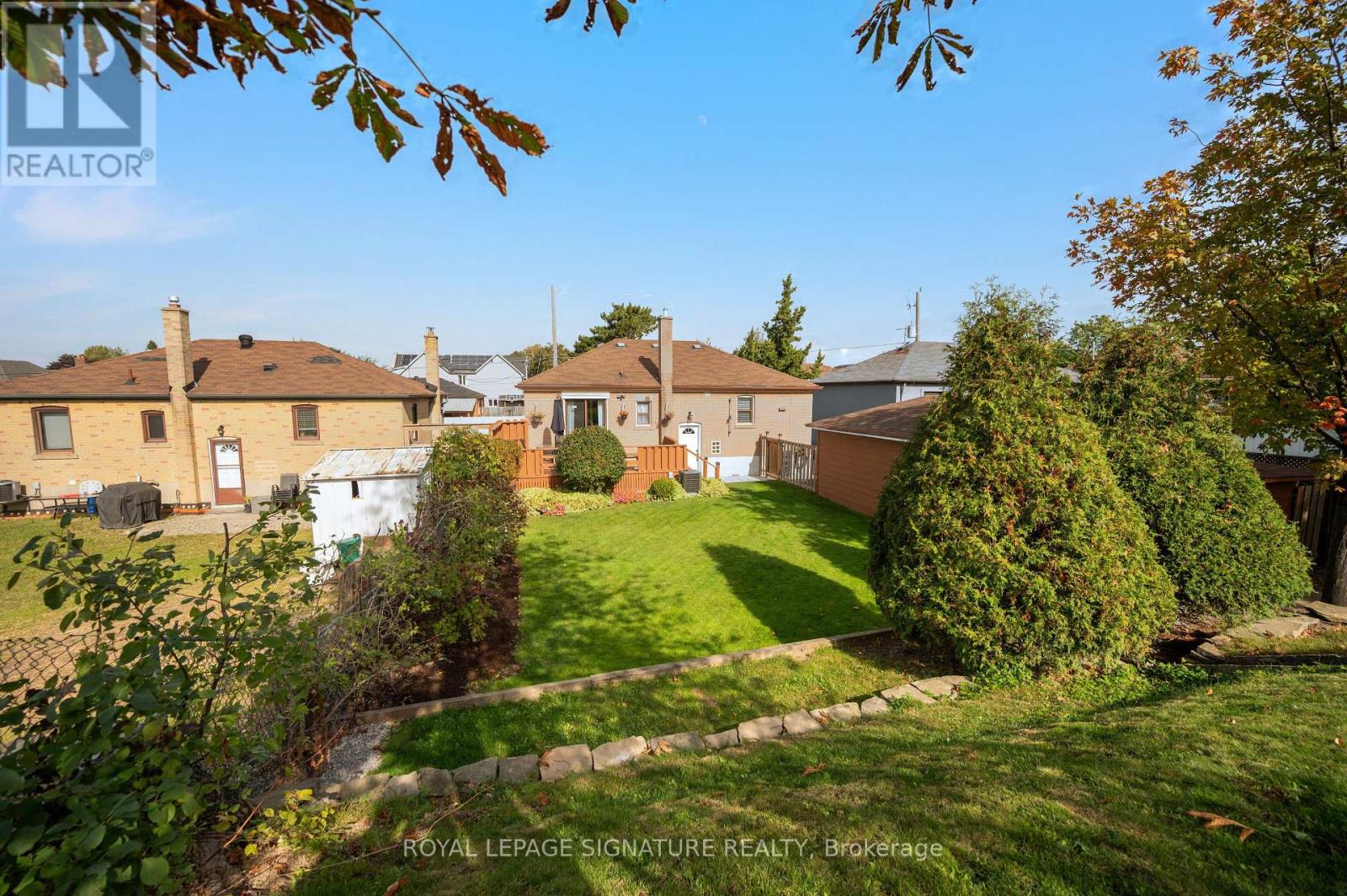 81 Nash Drive, Toronto, Ontario  M3M 2L6 - Photo 21 - W14027560