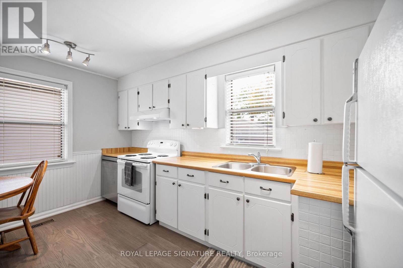 81 Nash Drive, Toronto, Ontario  M3M 2L6 - Photo 8 - W14027560