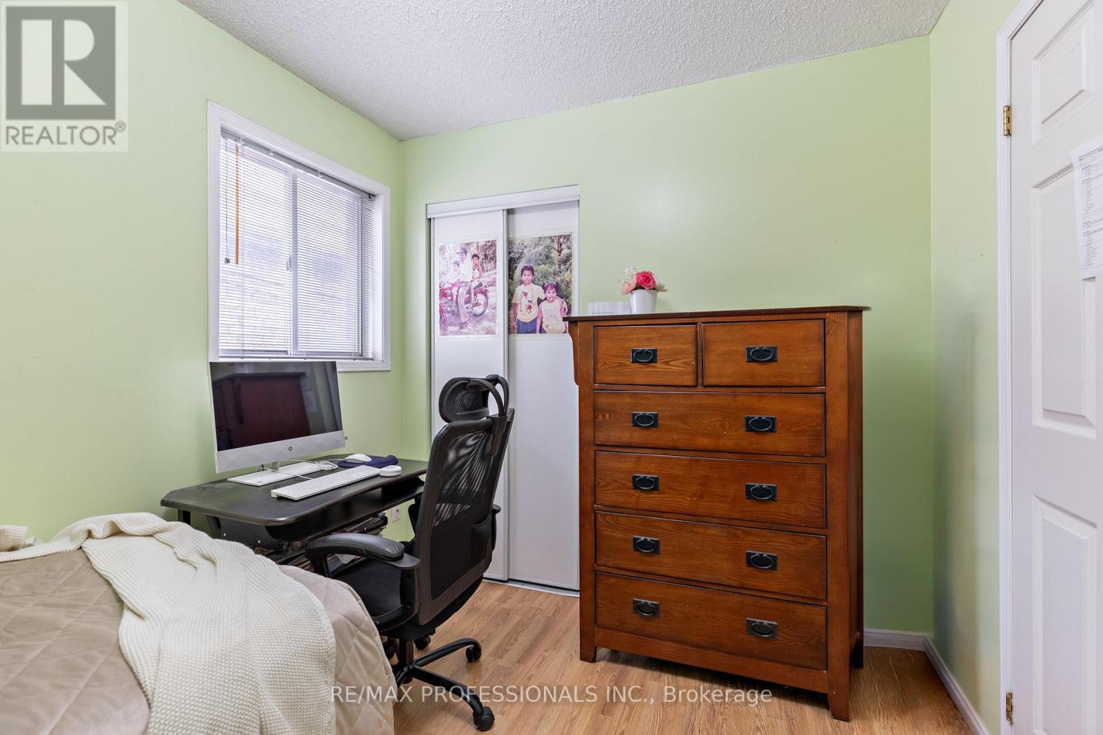7 Mulock Avenue, Toronto, Ontario  M6N 3C3 - Photo 21 - W14027720