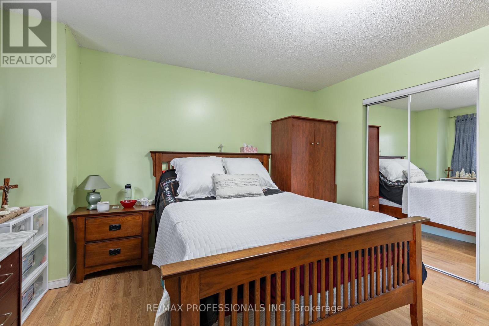 7 Mulock Avenue, Toronto, Ontario  M6N 3C3 - Photo 24 - W14027720