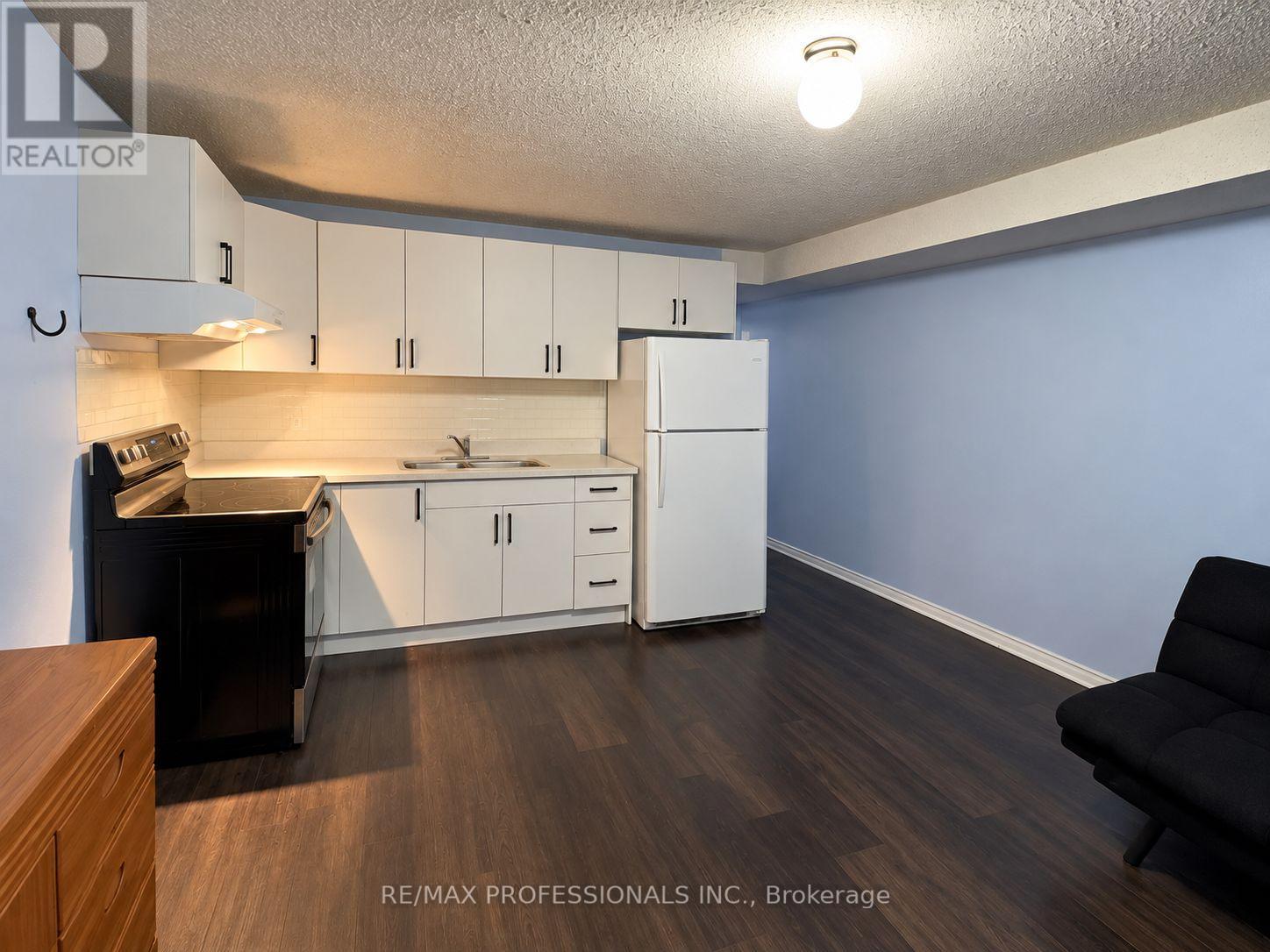 7 Mulock Avenue, Toronto, Ontario  M6N 3C3 - Photo 28 - W14027720