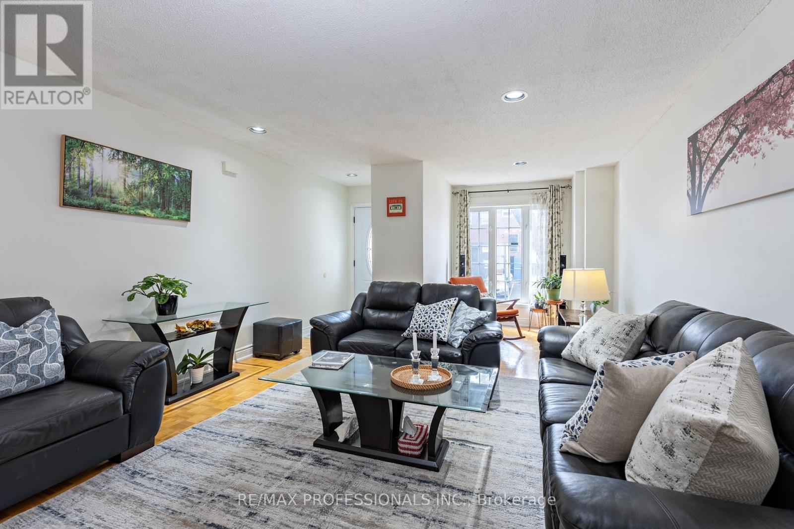 7 Mulock Avenue, Toronto, Ontario  M6N 3C3 - Photo 5 - W14027720