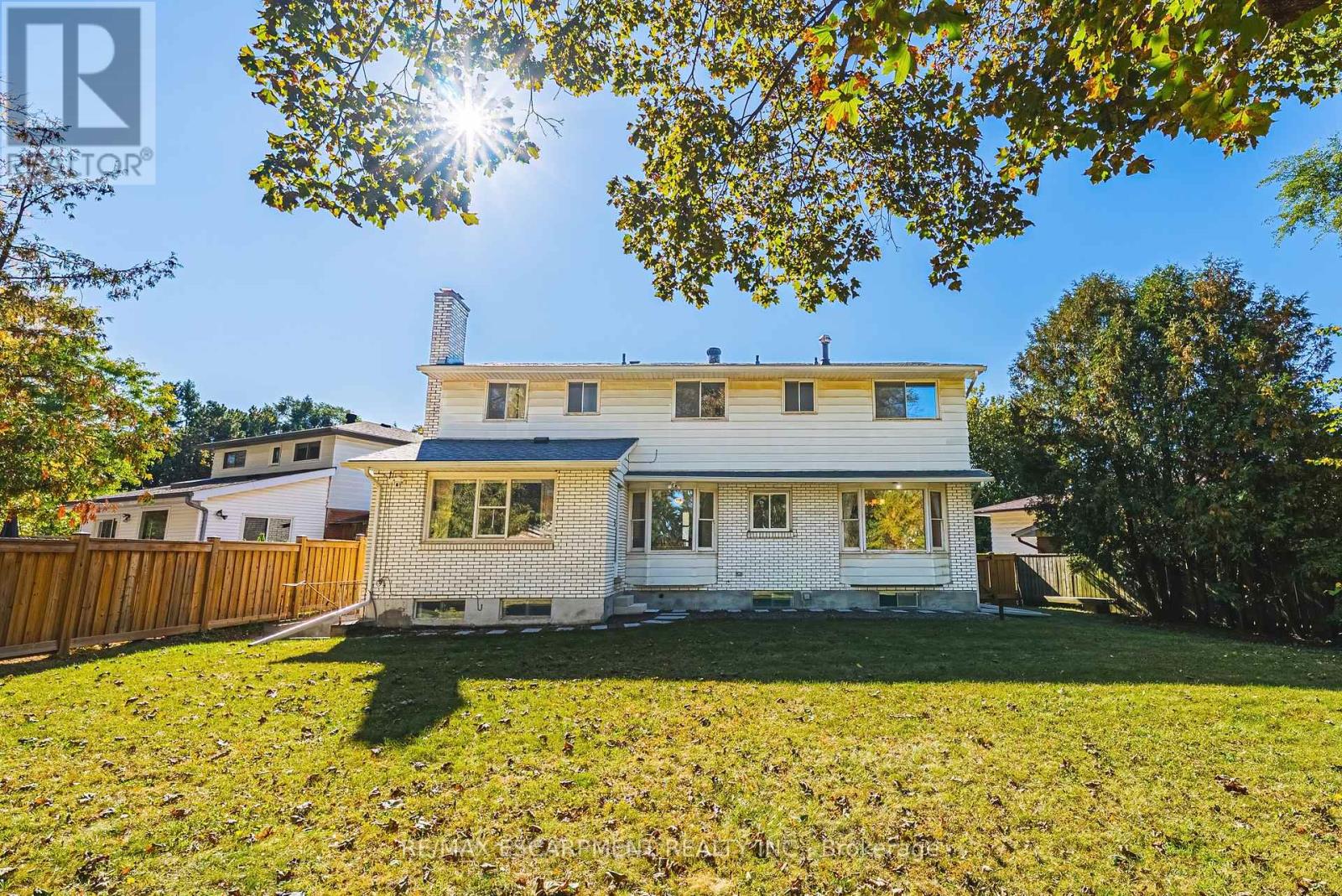 2429 Redfern Road, Burlington, Ontario  L7R 1Y1 - Photo 16 - W14027746
