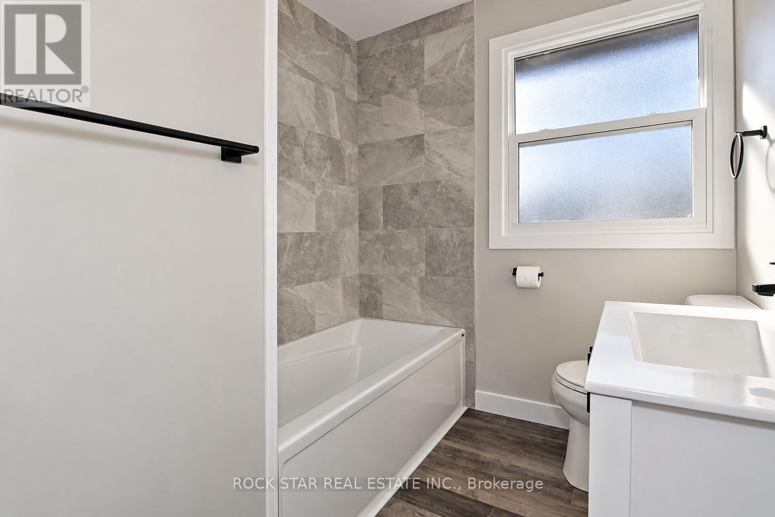 134 Oakside Street, London East, Ontario  N5Y 1E7 - Photo 6 - X14027610