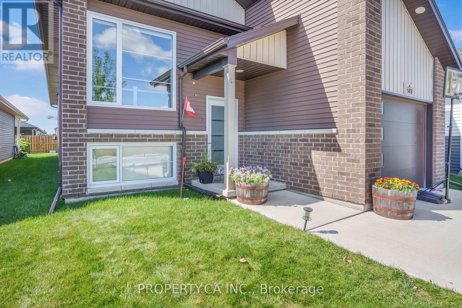 149 Howard Road, Chatham-Kent, Ontario  N7M 5J6 - Photo 2 - X14027652
