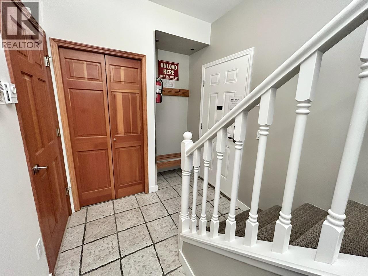 (Wk 10) 77-4355 NORTHLANDS BOULEVARD