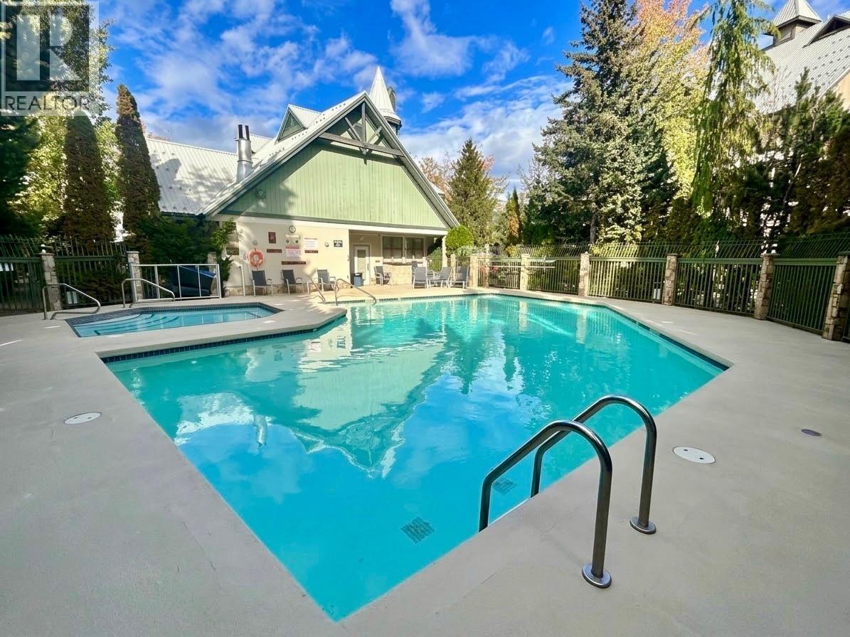 (Wk 10) 77-4355 NORTHLANDS BOULEVARD