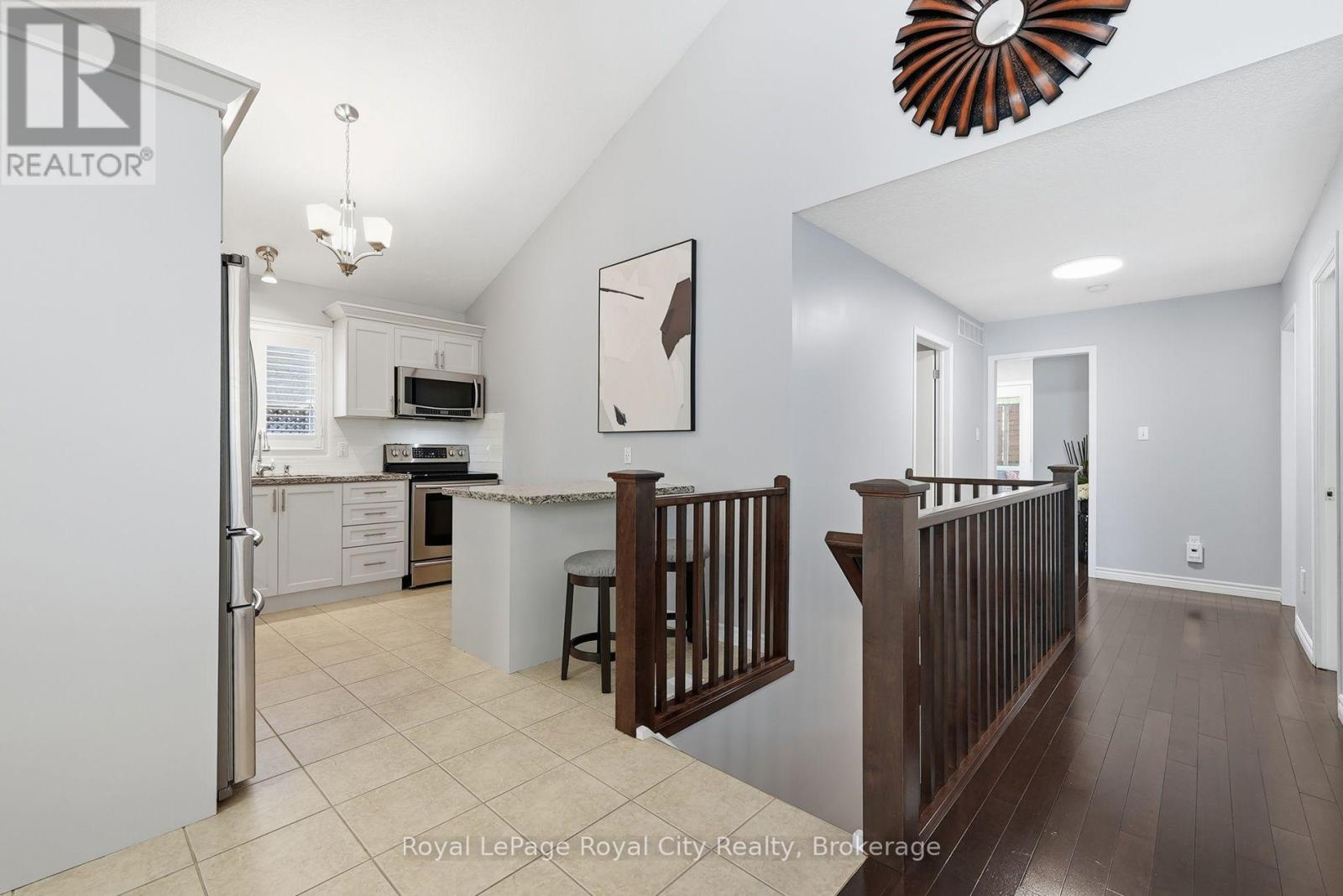 20 Peer Drive, Guelph, Ontario  N1C 1H1 - Photo 23 - X14012098