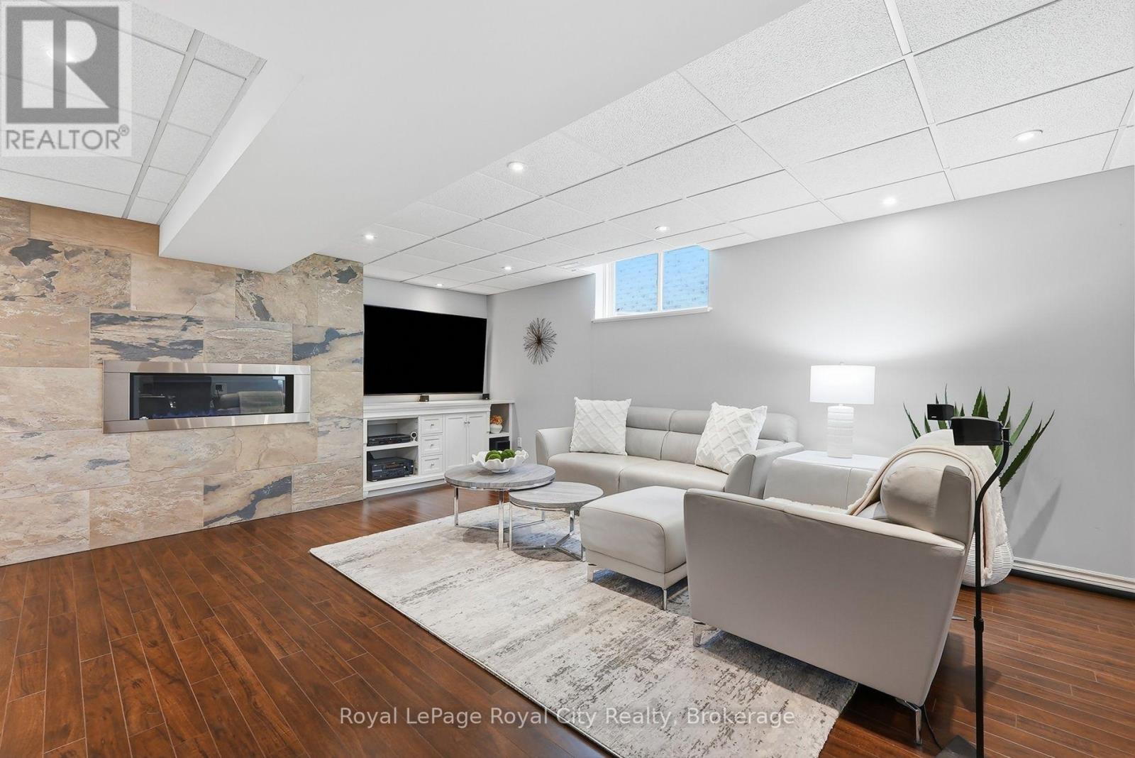20 Peer Drive, Guelph, Ontario  N1C 1H1 - Photo 25 - X14012098
