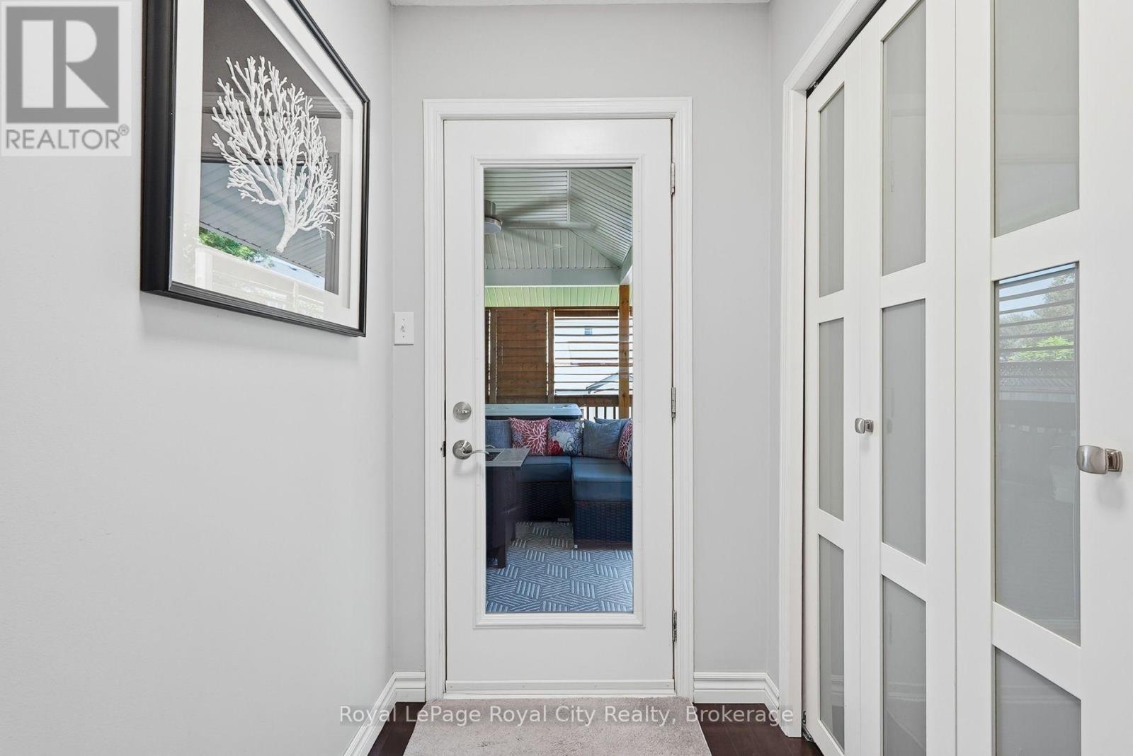 20 Peer Drive, Guelph, Ontario  N1C 1H1 - Photo 31 - X14012098