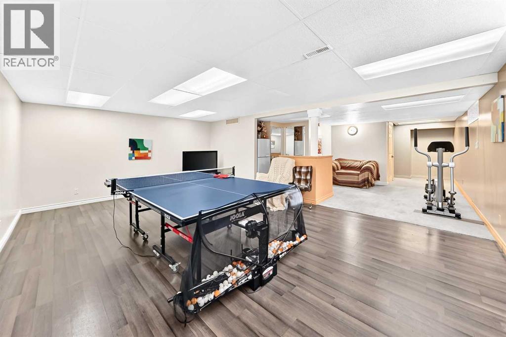 25 Discovery Ridge Hill Sw, Calgary, Alberta  T3H 4Y5 - Photo 37 - A2351539