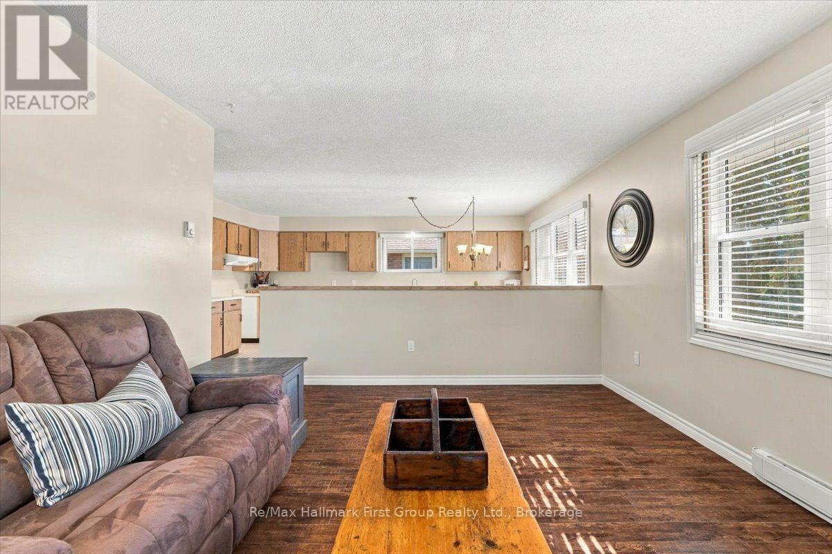 192 St. Lawrence Street W, Centre Hastings, Ontario  K0K 2K0 - Photo 4 - X14027892