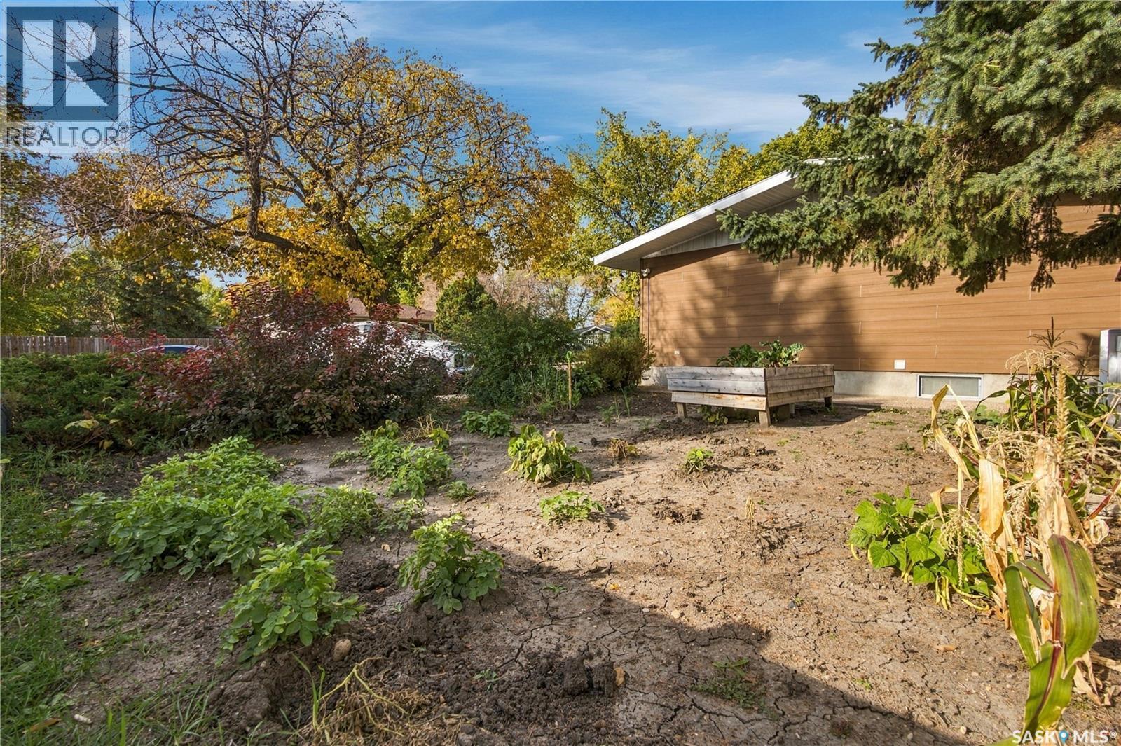 3 Johnstone Street, Regina, Saskatchewan  S4R 4R3 - Photo 46 - SK050789