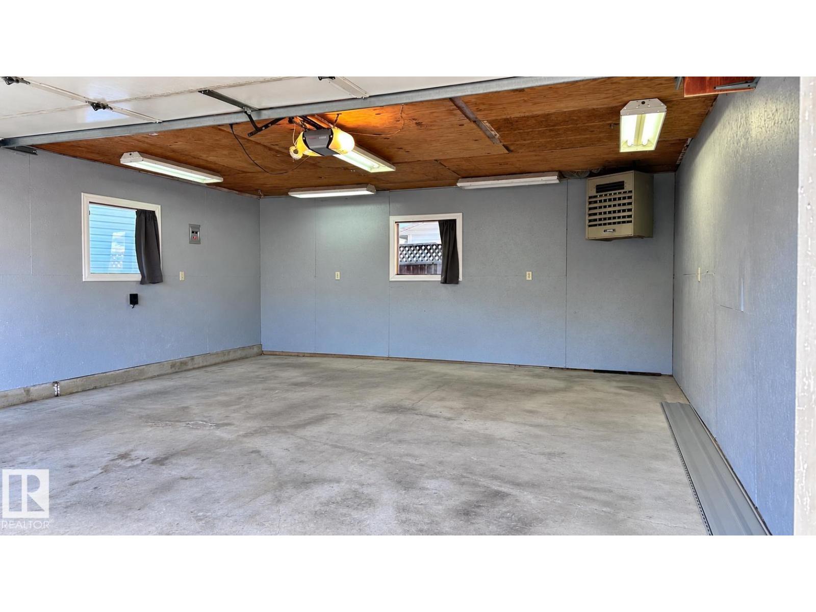 30 MATTHEW RD