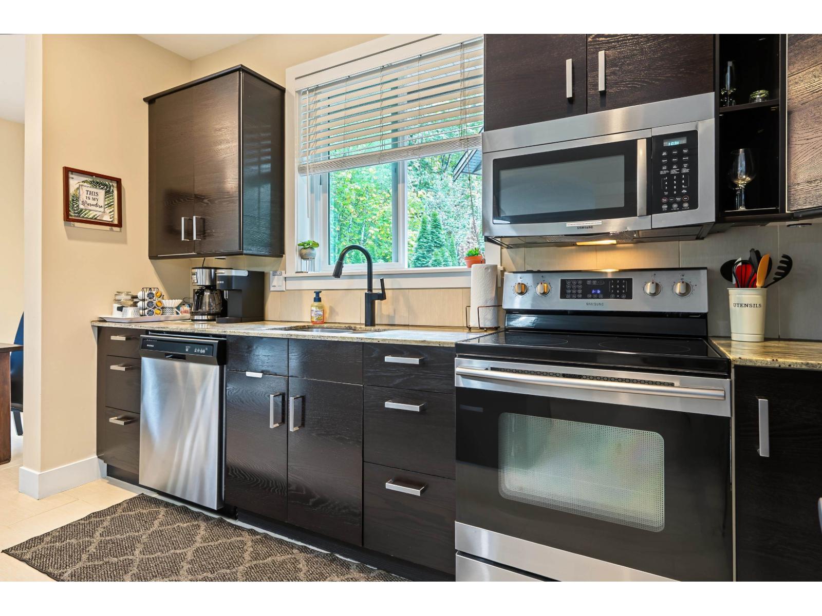 66074 OGILVIEW DRIVE|Kawkawa Lake