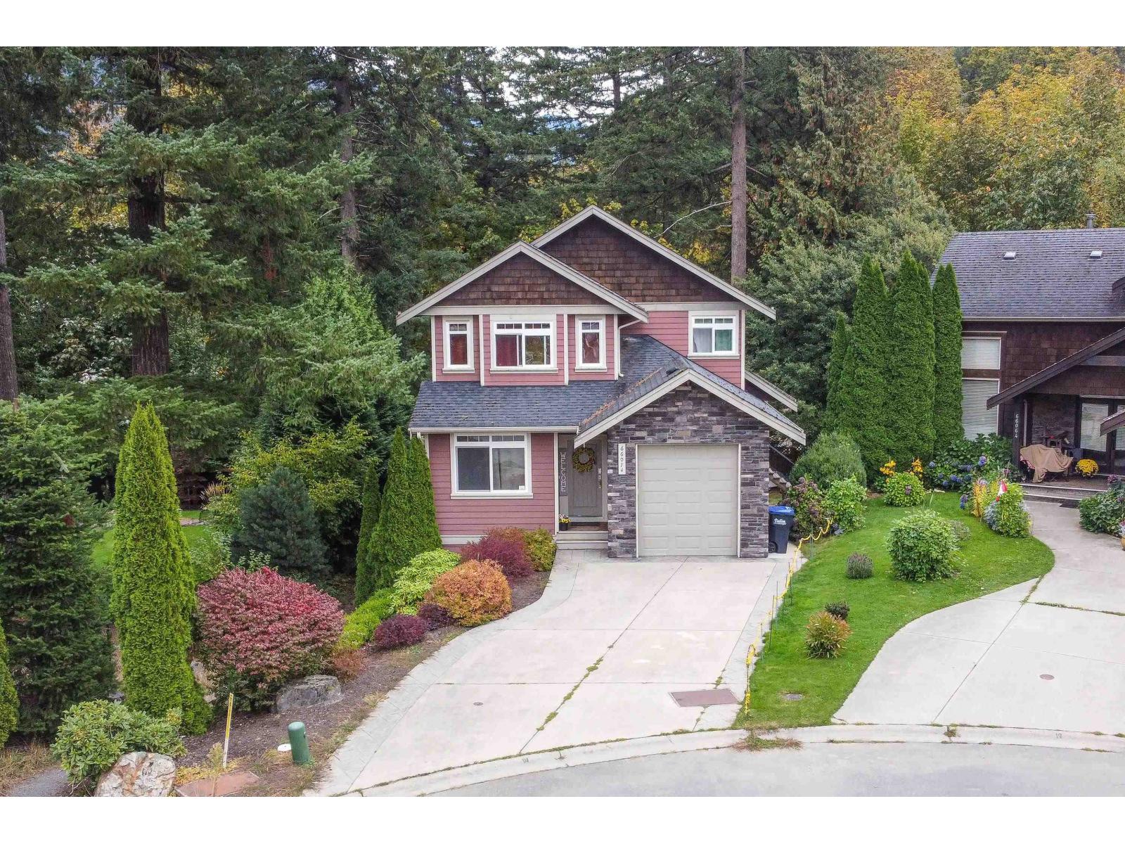 66074 OGILVIEW DRIVE|Kawkawa Lake