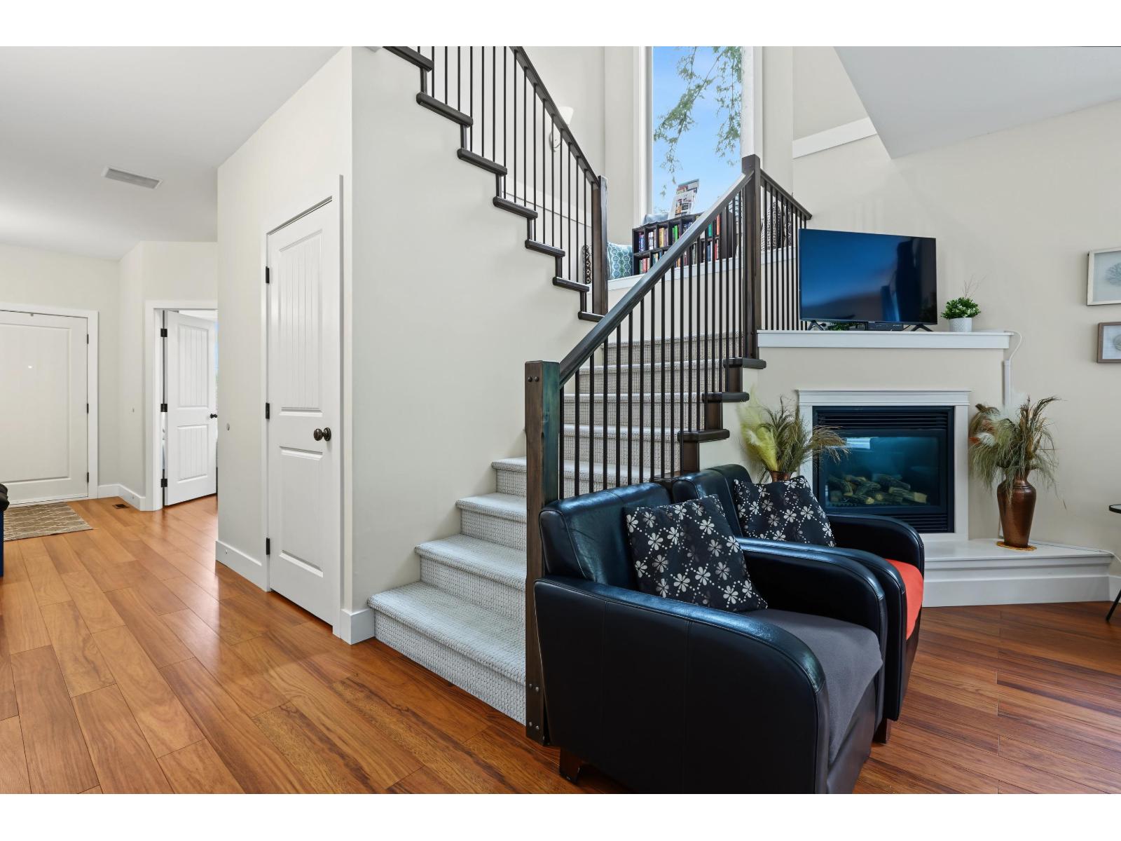 66074 OGILVIEW DRIVE|Kawkawa Lake