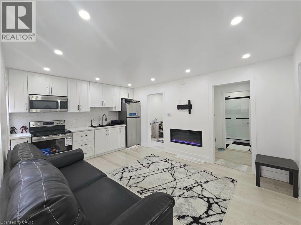 352 Weir Street N, Hamilton, Ontario L8H 5G7 - Photo 3 - 40868540