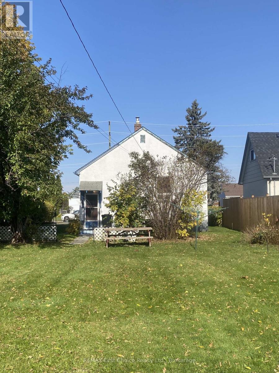 262 Empire Avenue, Thunder Bay, Ontario  P7E 4R5 - Photo 15 - X14027942