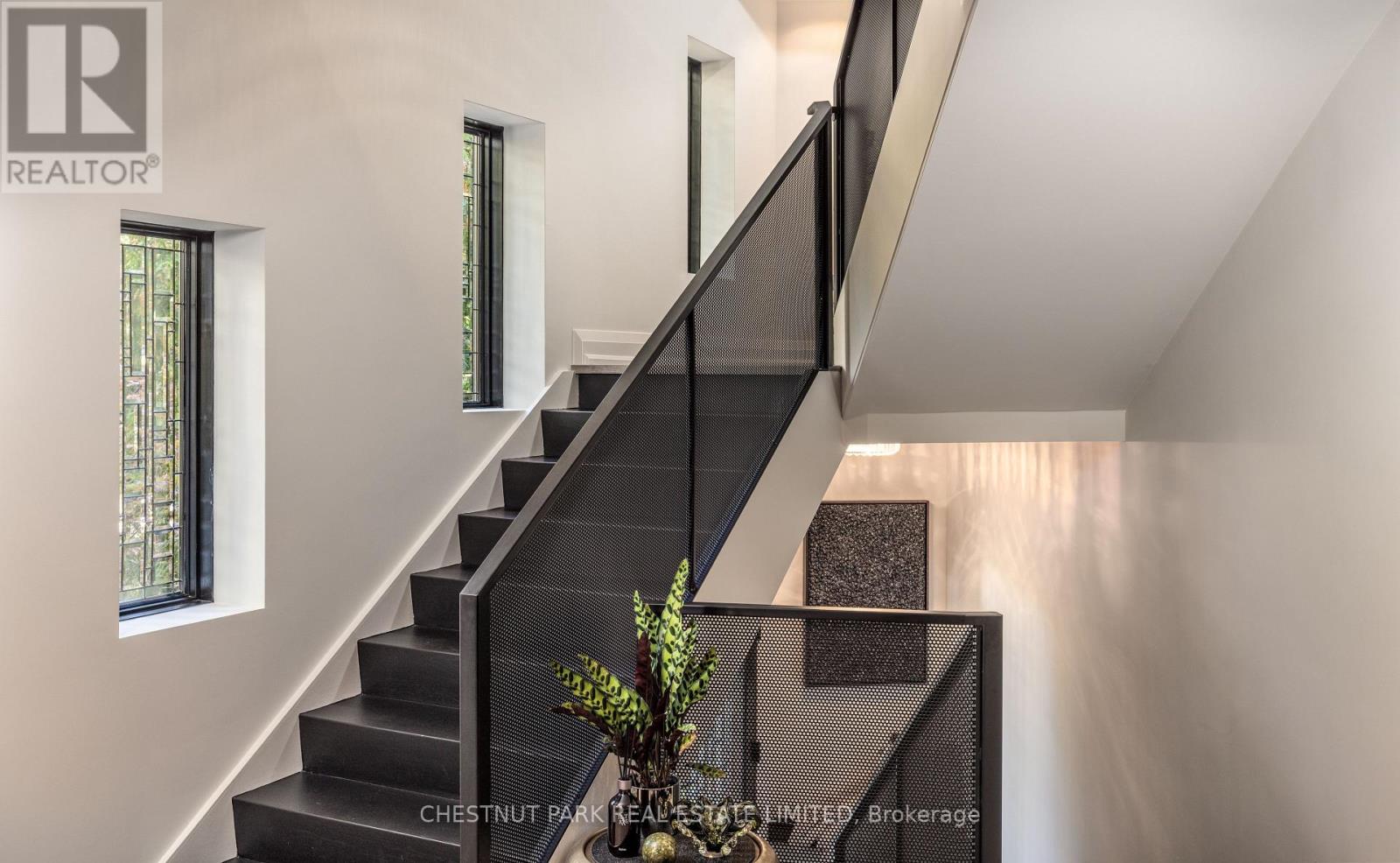 94 Roxborough Drive, Toronto, Ontario  M4W 1X1 - Photo 15 - C14027922