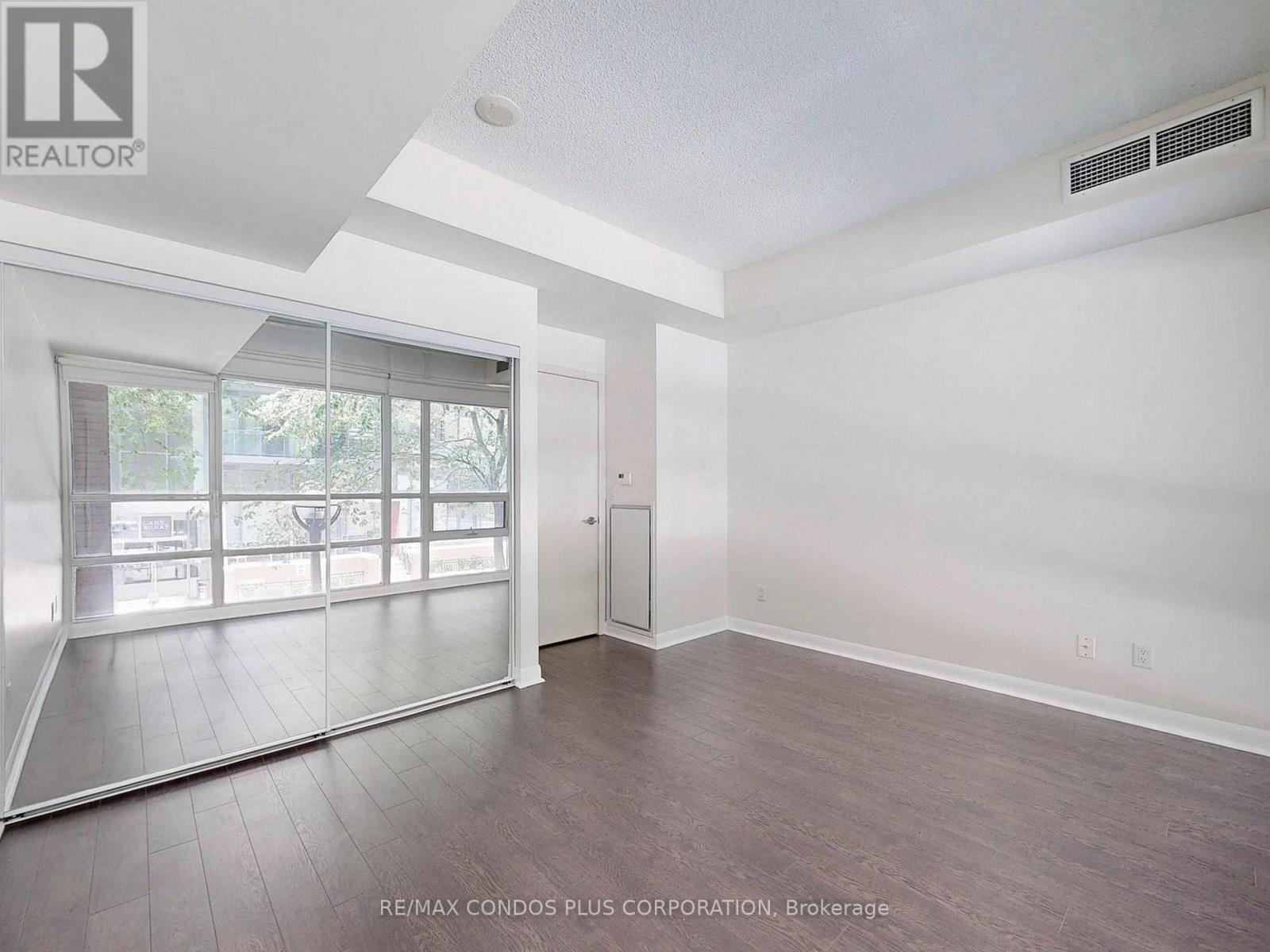 103 - 15 Bruyeres Mews, Toronto, Ontario  M5V 0A7 - Photo 30 - C14027930