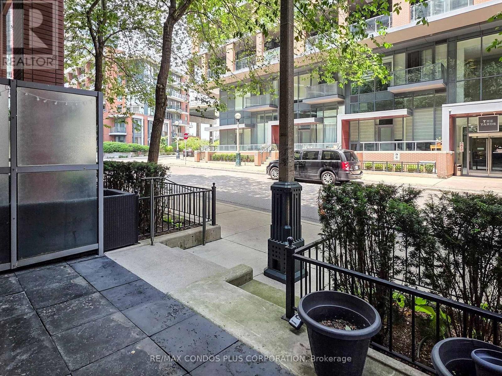 103 - 15 Bruyeres Mews, Toronto, Ontario  M5V 0A7 - Photo 7 - C14027930