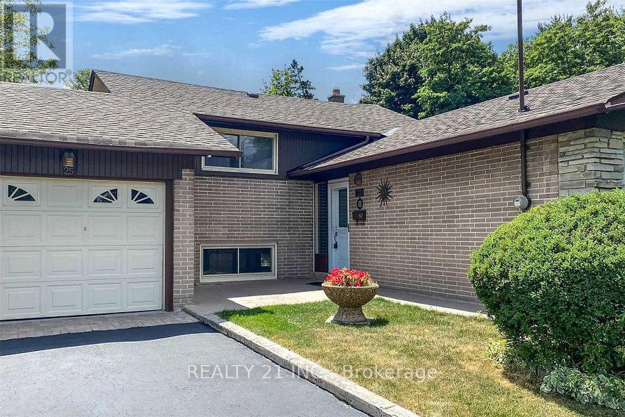 25 Knowlton Drive S, Toronto, Ontario  M1M 2G8 - Photo 2 - E14027976