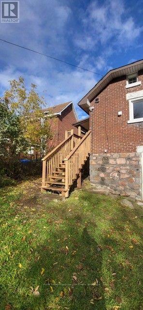 841 Worthington Street E, North Bay, Ontario  P1B 1J3 - Photo 3 - X14027928