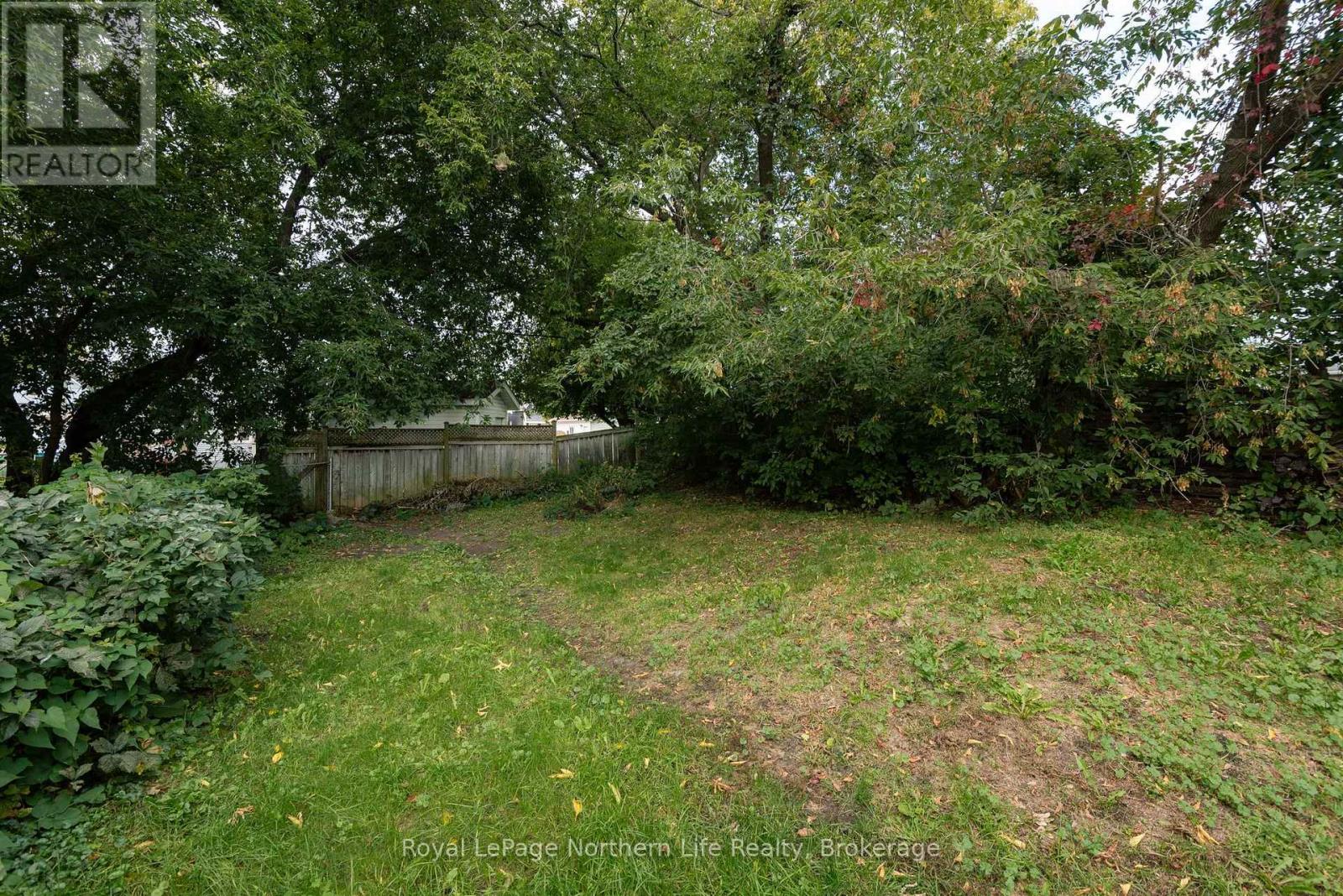 841 Worthington Street E, North Bay, Ontario  P1B 1J3 - Photo 5 - X14027928
