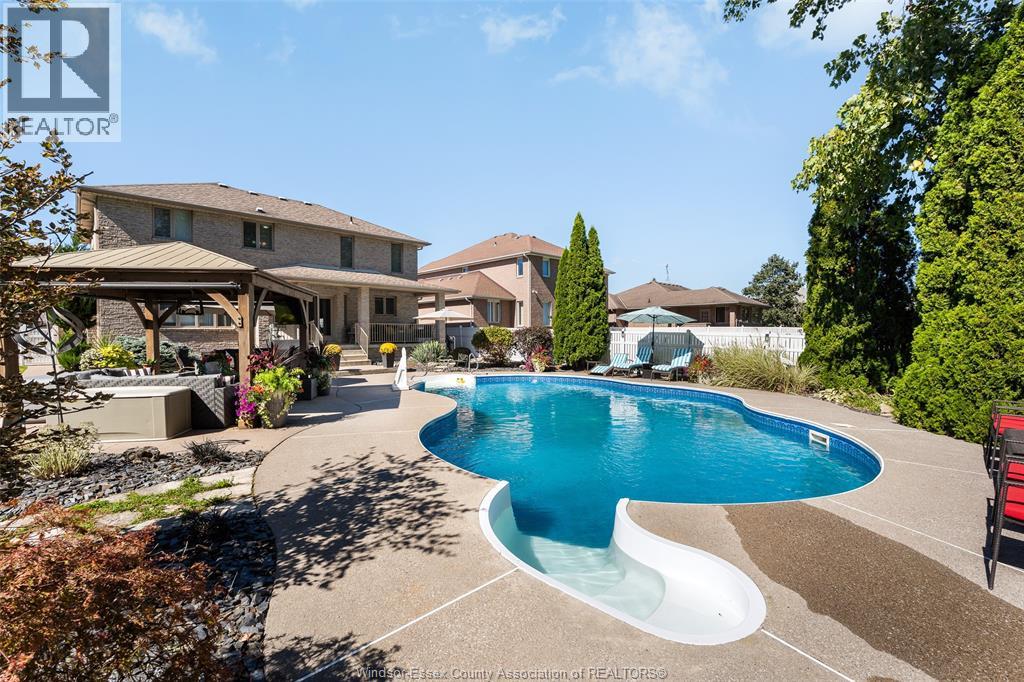 1840 Deslippe Drive, Tecumseh, Ontario  N9K 1C6 - Photo 6 - 26025158