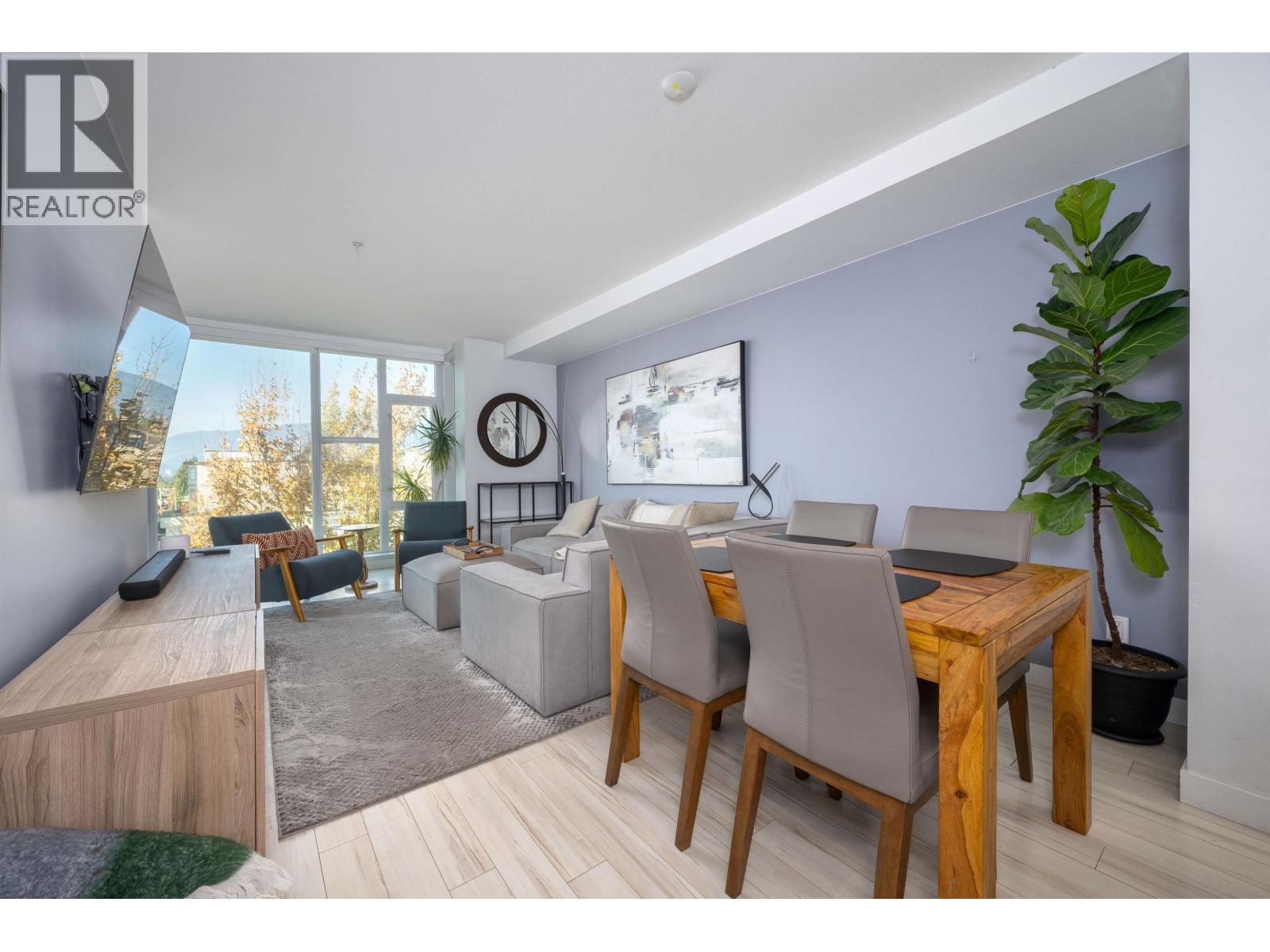 409 111 E 3rd Street, North Vancouver, British Columbia  V7L 0C6 - Photo 3 - R3174616